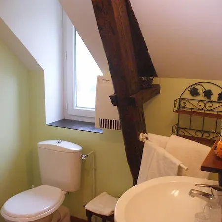 Les Tonnelles 2* Сен-Леонар